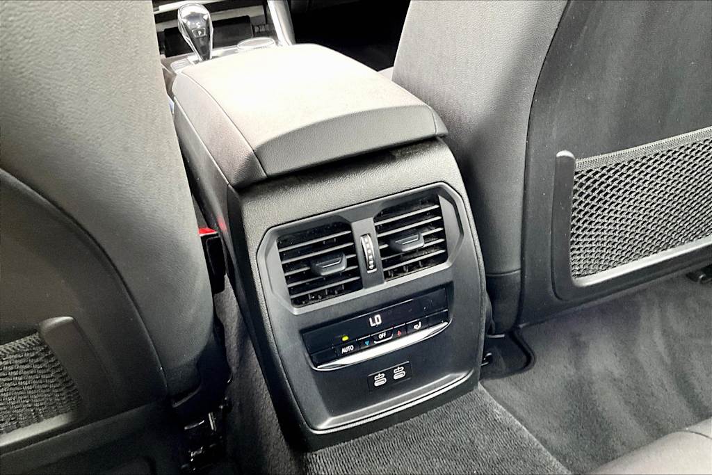 2021 BMW 3 Series 330i 35
