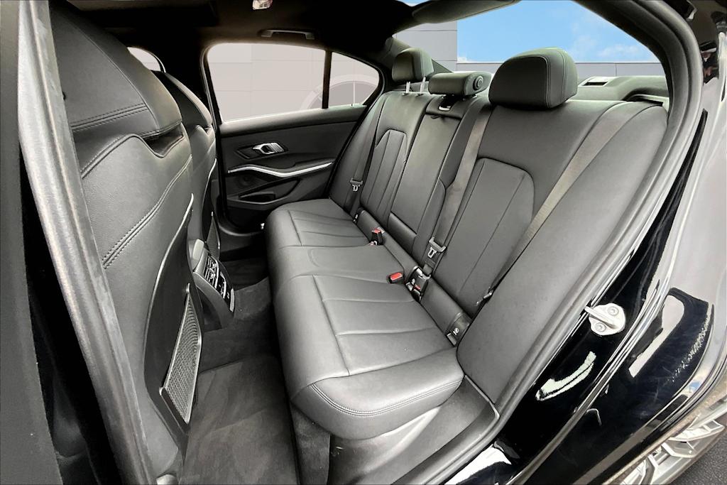 2021 BMW 3 Series 330i 11