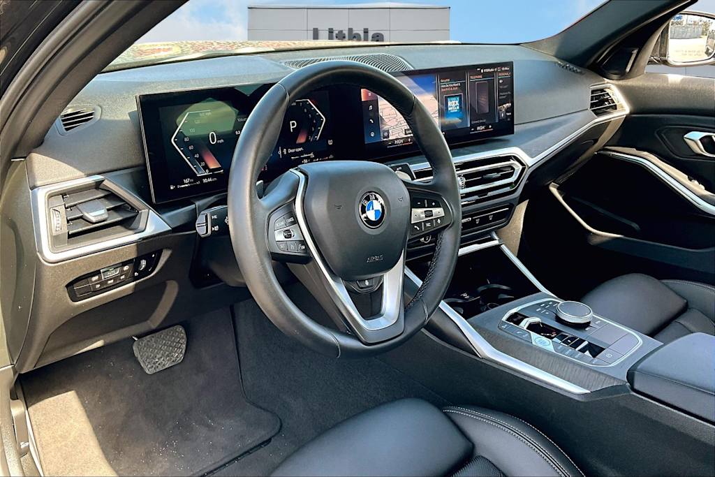Thumbnail: 2024 BMW 3 Series - 2