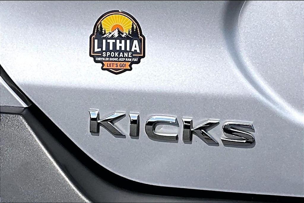Thumbnail: 2020 Nissan Kicks - 7
