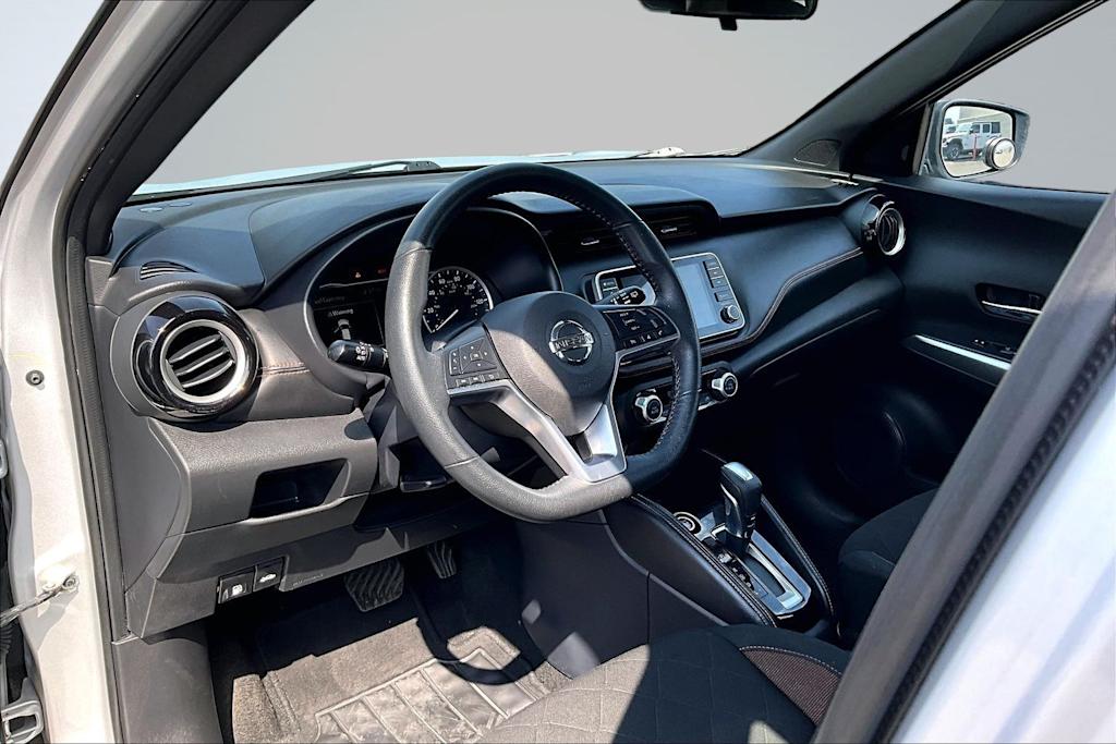 Thumbnail: 2020 Nissan Kicks - 2