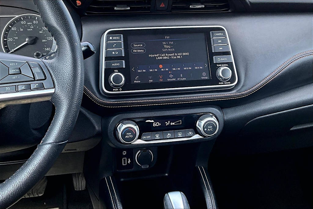 Thumbnail: 2020 Nissan Kicks - 14
