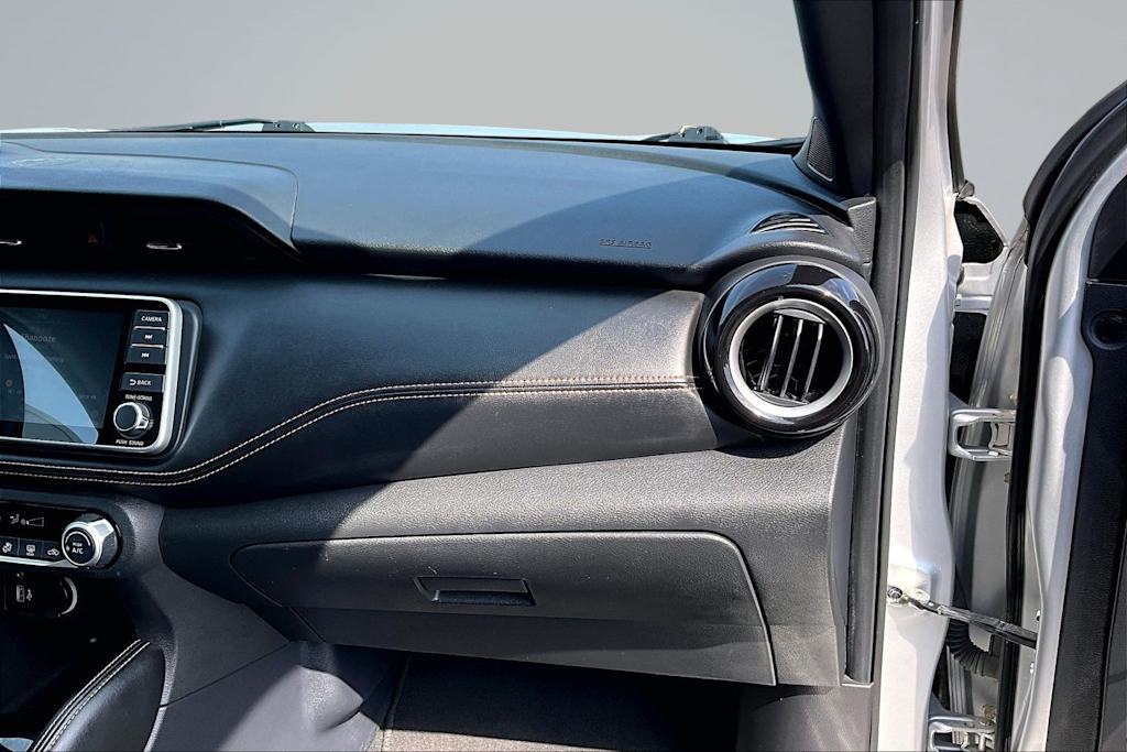 Thumbnail: 2020 Nissan Kicks - 24