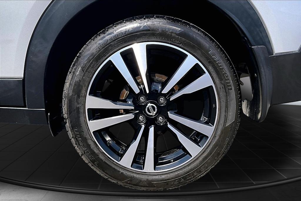 Thumbnail: 2020 Nissan Kicks - 35