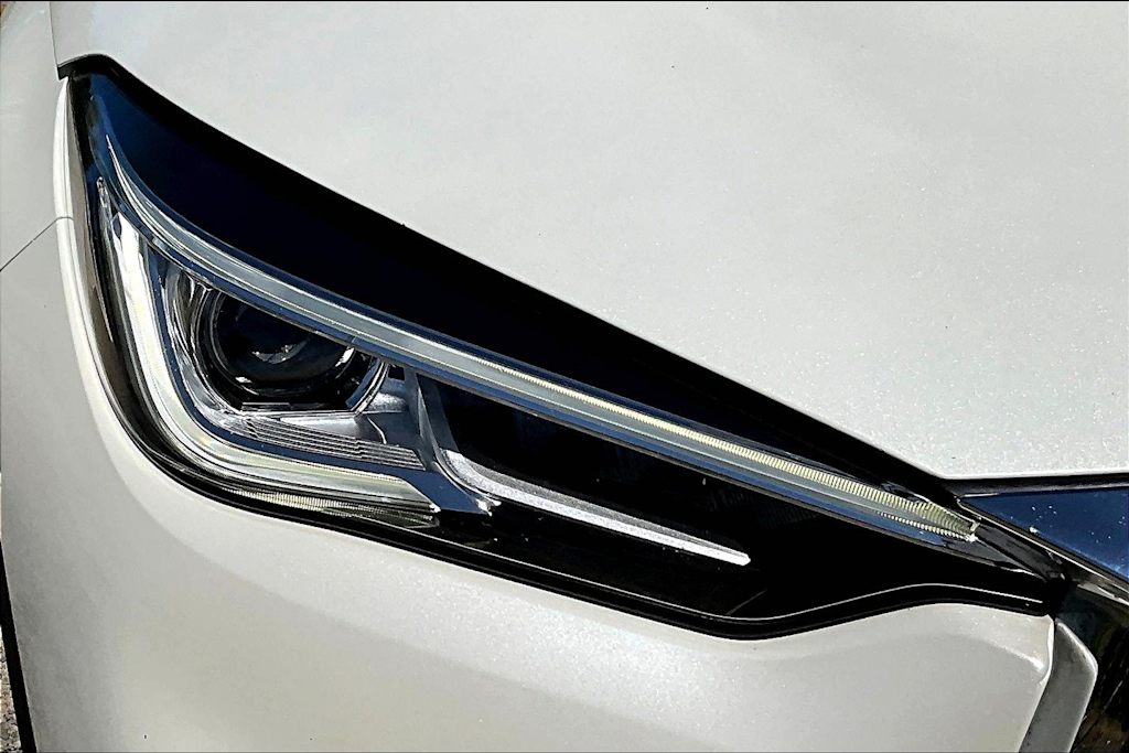 Thumbnail: 2020 INFINITI QX50 - 31