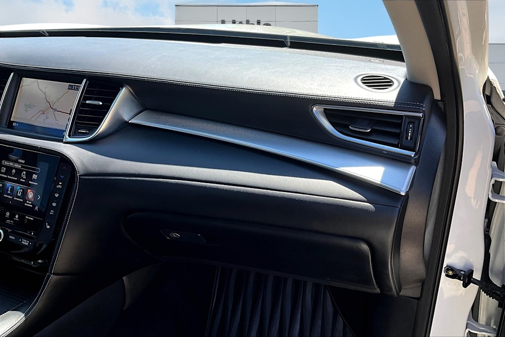Thumbnail: 2020 INFINITI QX50 - 24