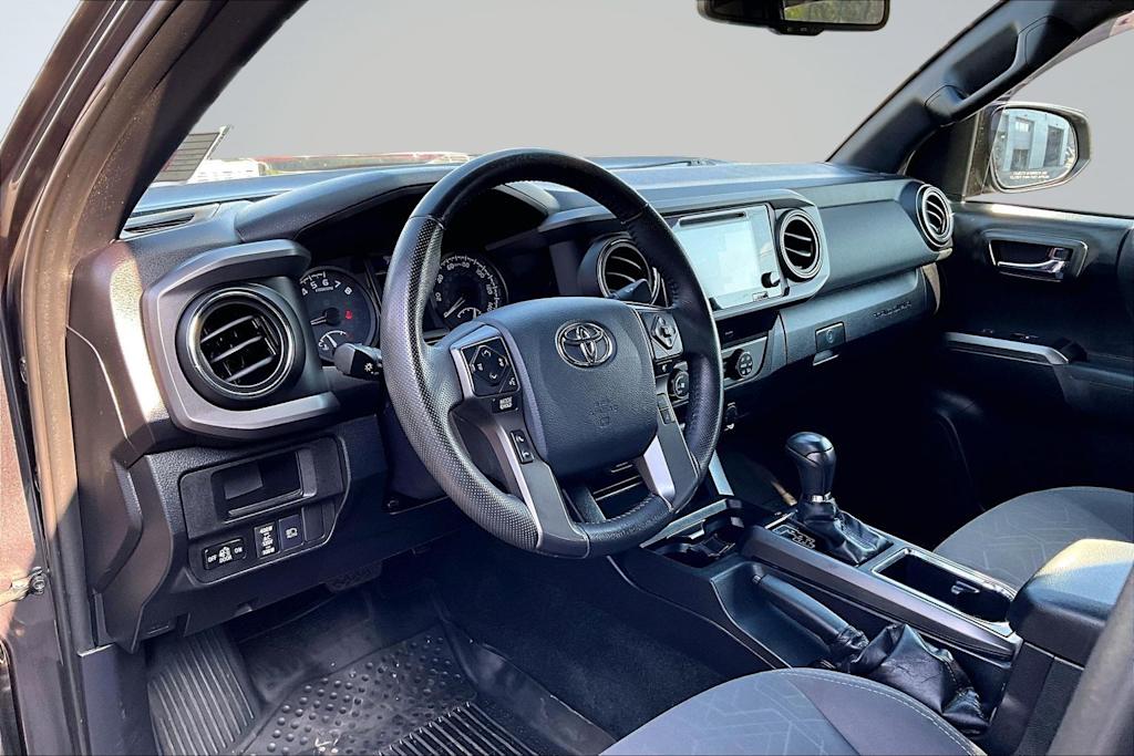 Thumbnail: 2019 Toyota Tacoma - 2