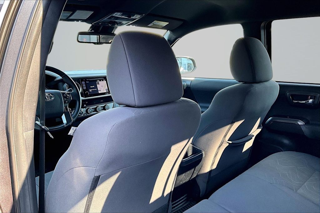 Thumbnail: 2019 Toyota Tacoma - 21