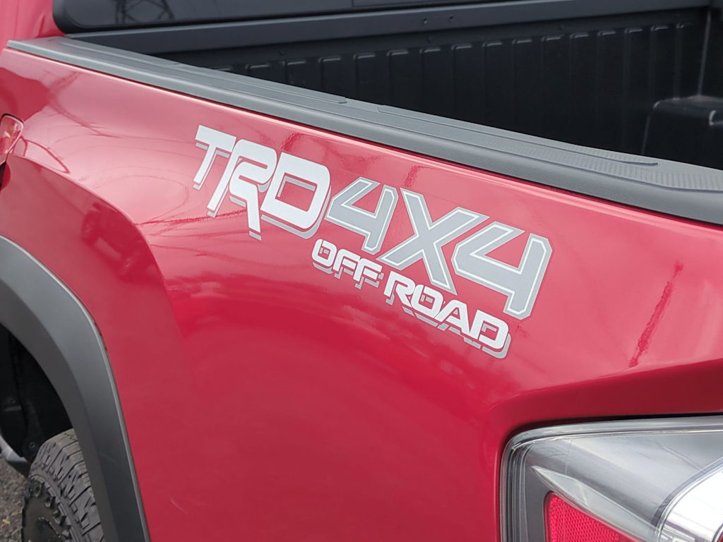 2023 Toyota Tacoma TRD Off-Road 7