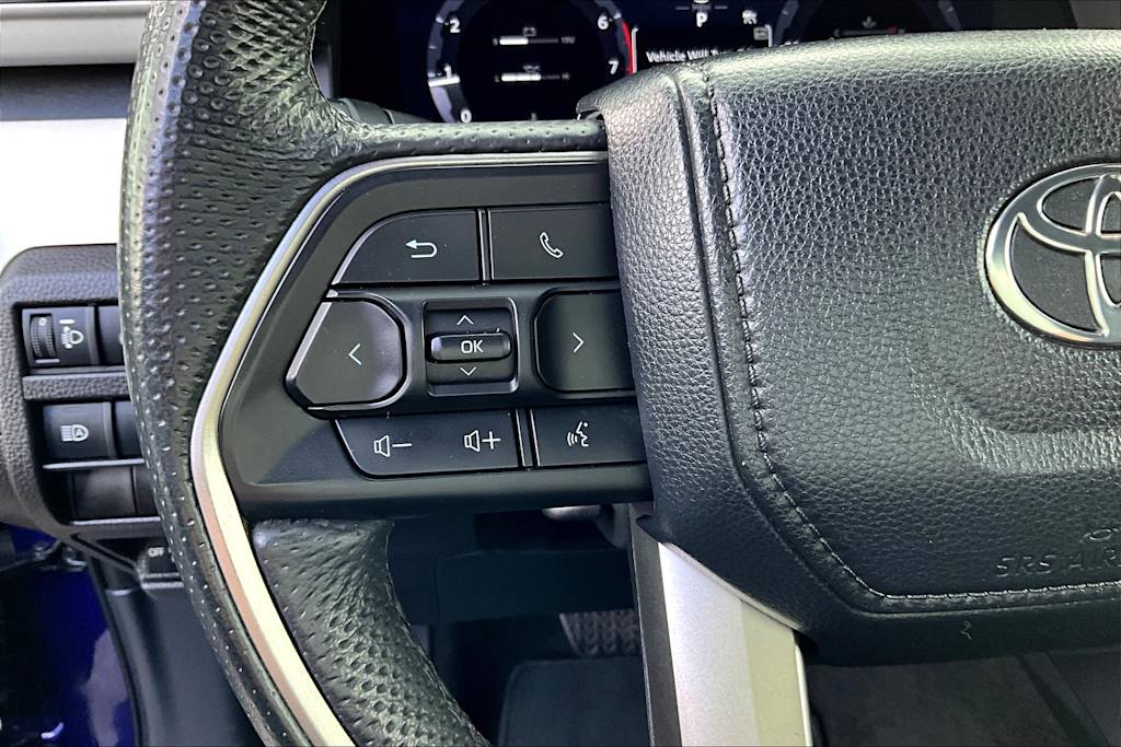 2024 Toyota Tacoma TRD Off-Road 23