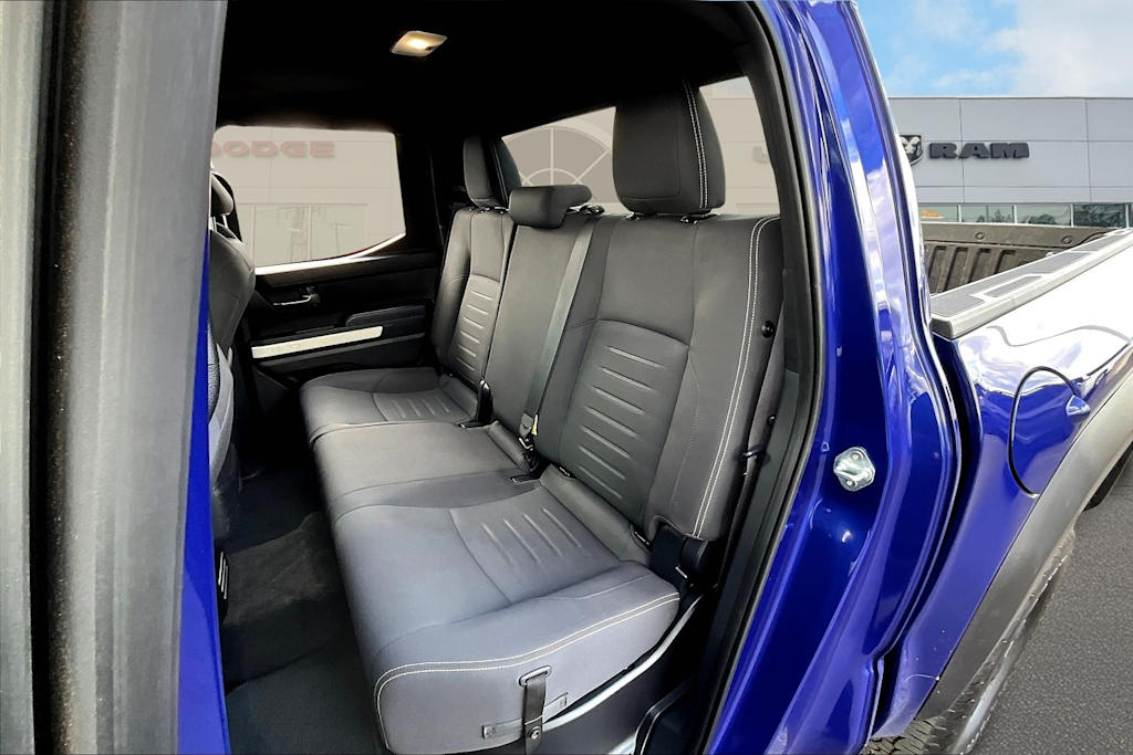 2024 Toyota Tacoma TRD Off-Road 32