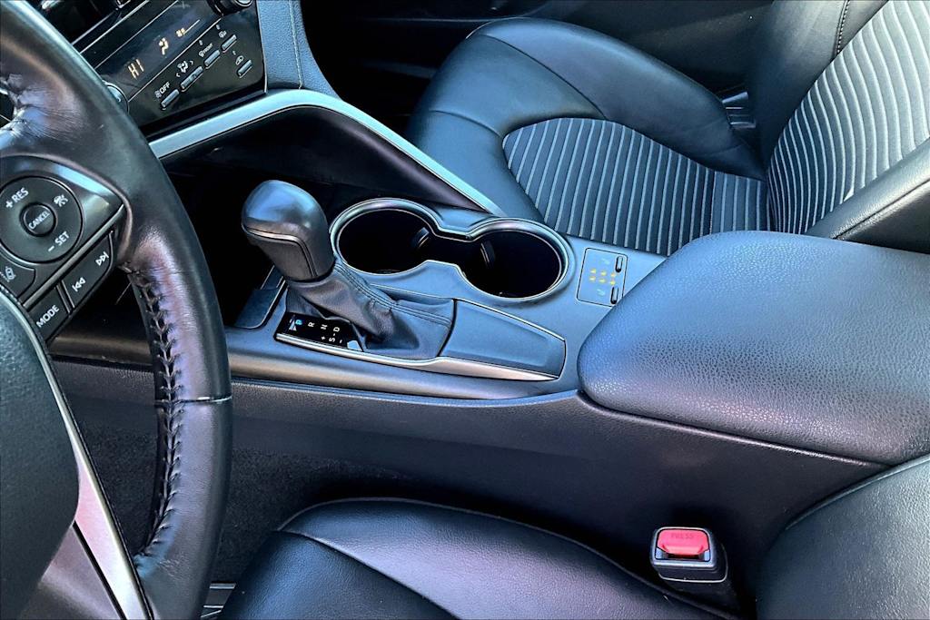 Thumbnail: 2024 Toyota Camry - 21