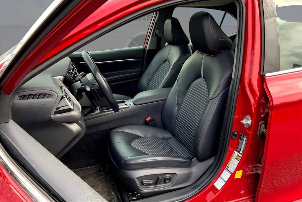 2021 Toyota Camry SE 10