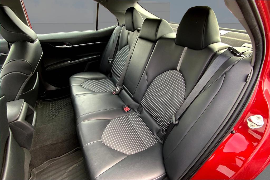 2021 Toyota Camry SE 11