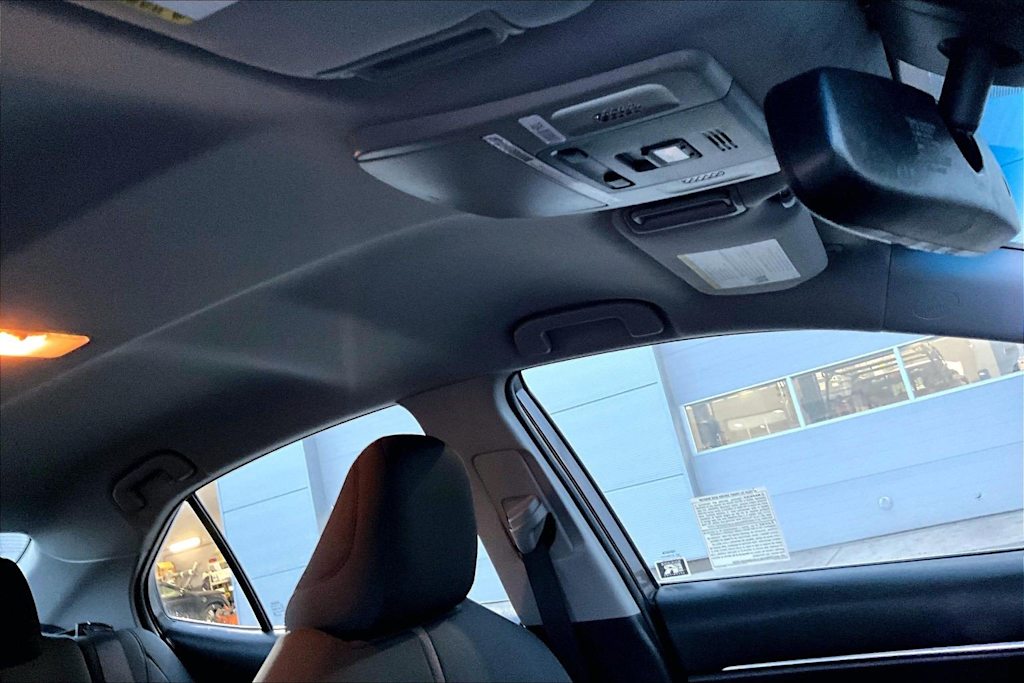 Thumbnail: 2020 Toyota Camry - 29
