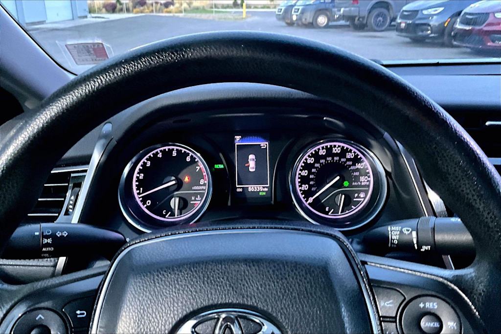 Thumbnail: 2020 Toyota Camry - 17