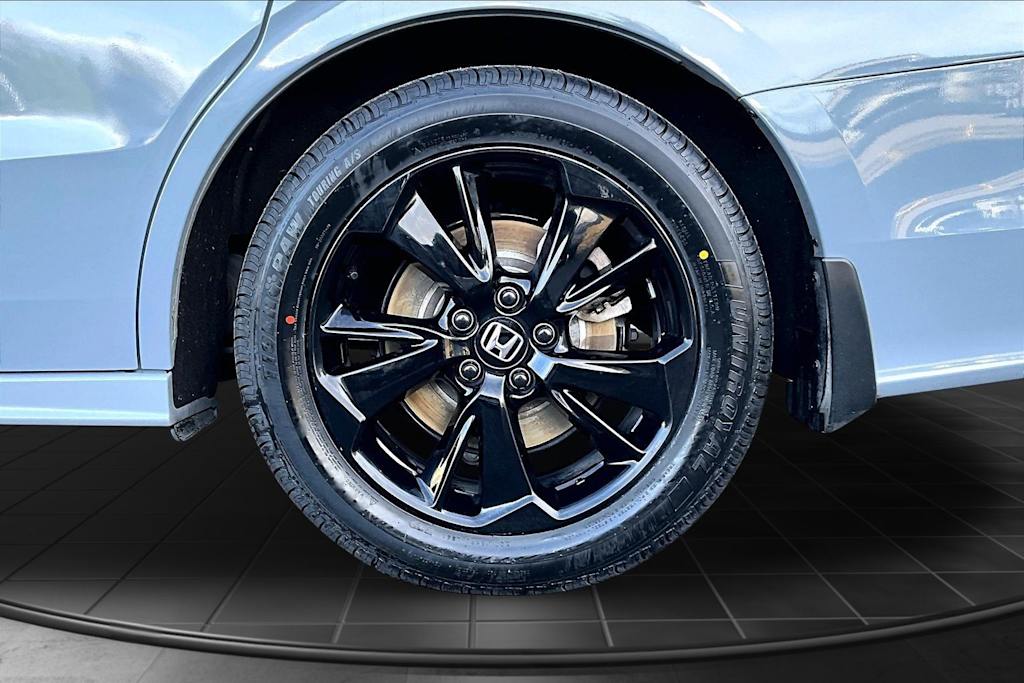 Thumbnail: 2024 Honda Odyssey - 35