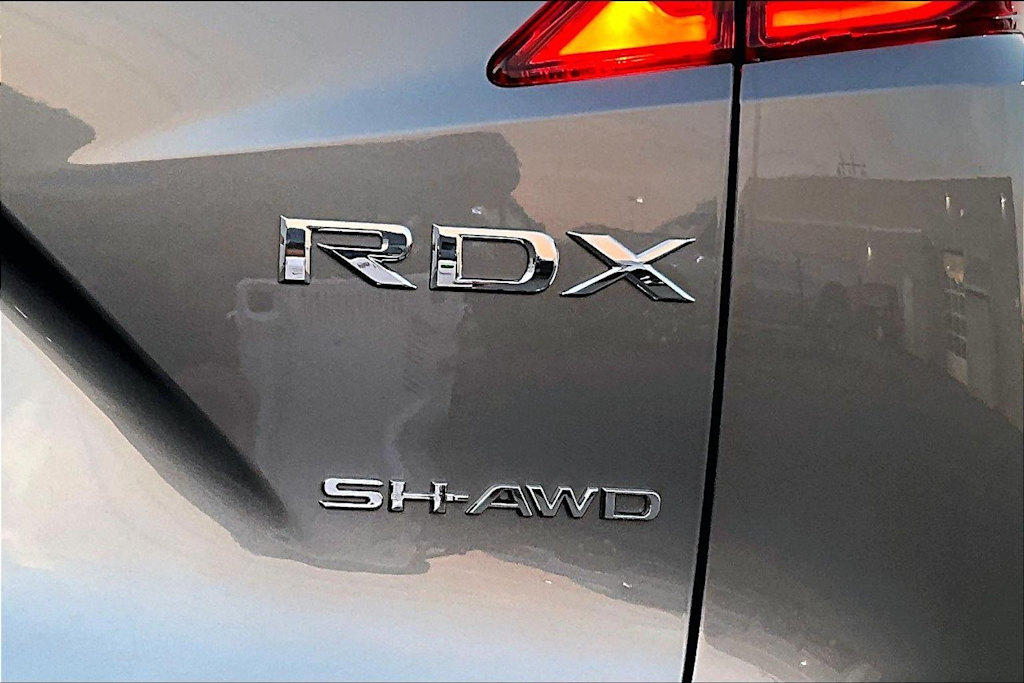 Thumbnail: 2025 Acura RDX - 7