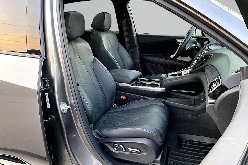 Thumbnail: 2025 Acura RDX - 12