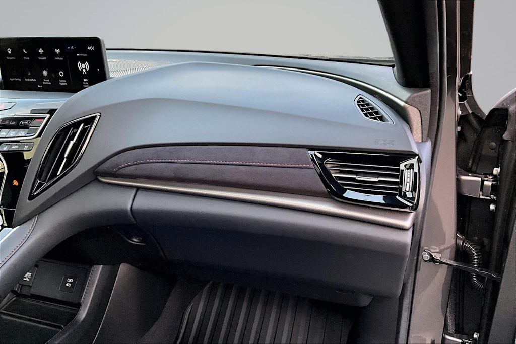 Thumbnail: 2025 Acura RDX - 25