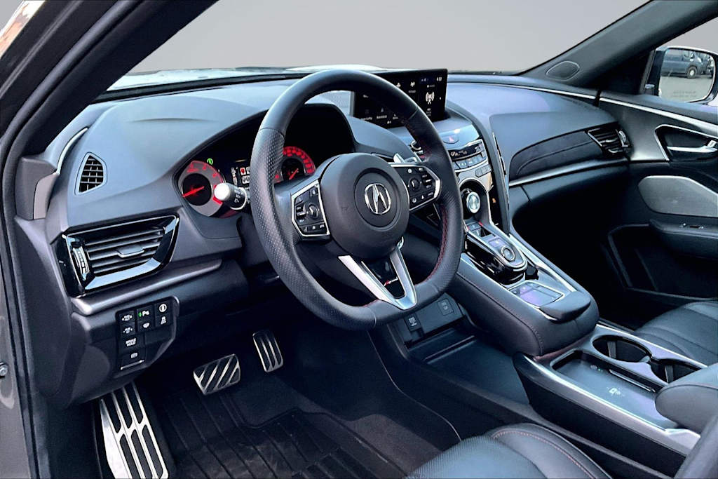 Thumbnail: 2025 Acura RDX - 2
