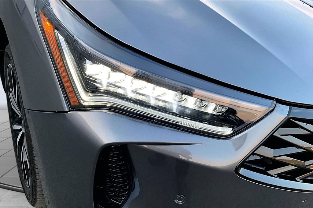 Thumbnail: 2025 Acura RDX - 31