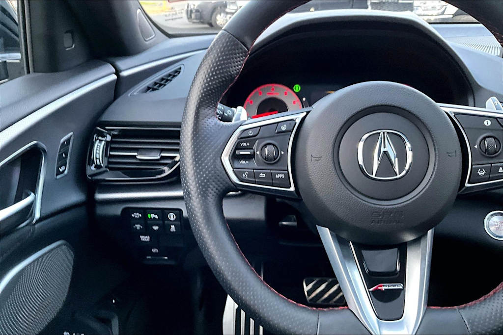 Thumbnail: 2025 Acura RDX - 26