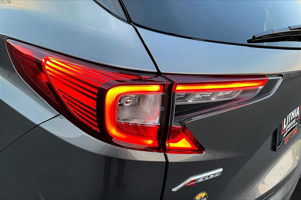 Thumbnail: 2025 Acura RDX - 32