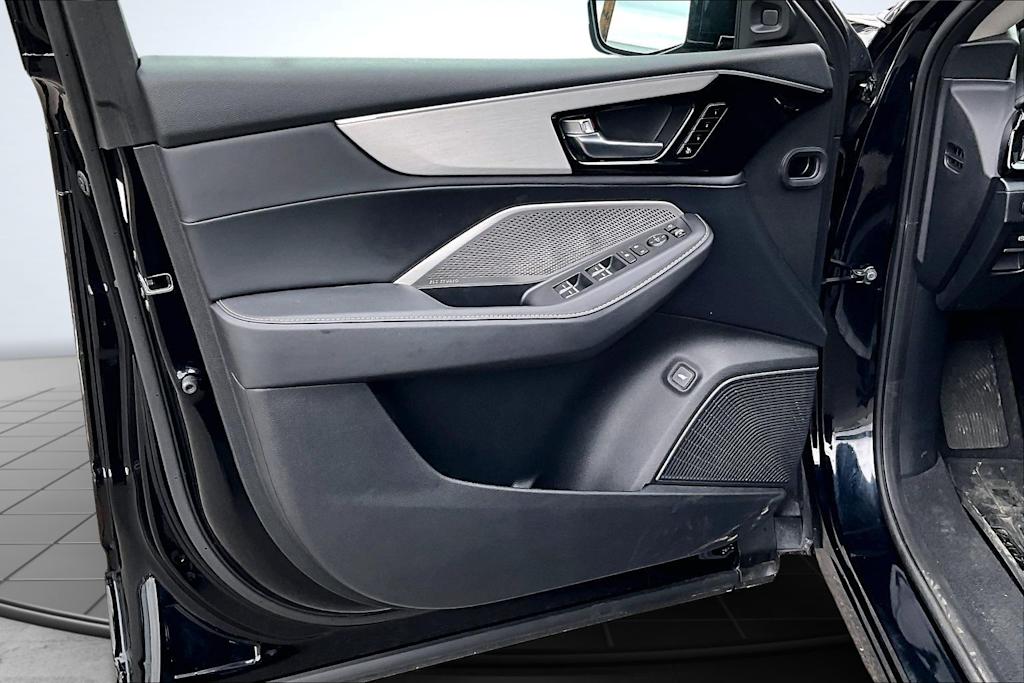 Thumbnail: 2023 Acura MDX - 28