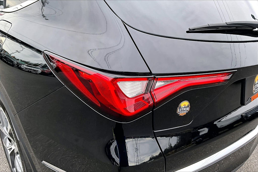 Thumbnail: 2023 Acura MDX - 32