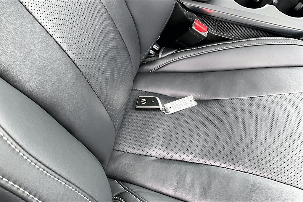 Thumbnail: 2023 Acura MDX - 22