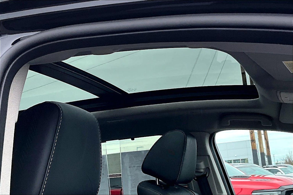 Thumbnail: 2023 Acura MDX - 30