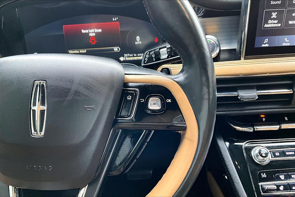 Thumbnail: 2020 Lincoln Corsair - 27