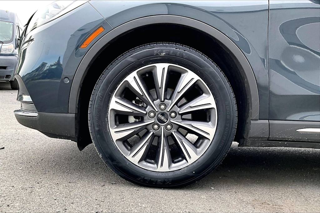 Thumbnail: 2020 Lincoln Corsair - 8