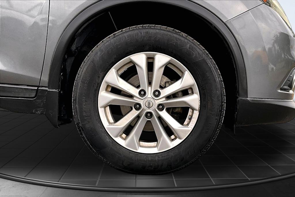 Thumbnail: 2015 Nissan Rogue - 34