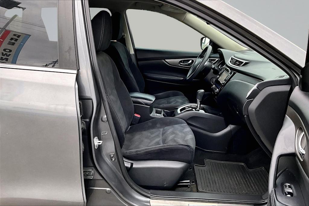 Thumbnail: 2015 Nissan Rogue - 11