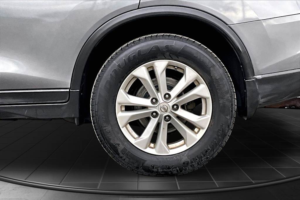 Thumbnail: 2015 Nissan Rogue - 36