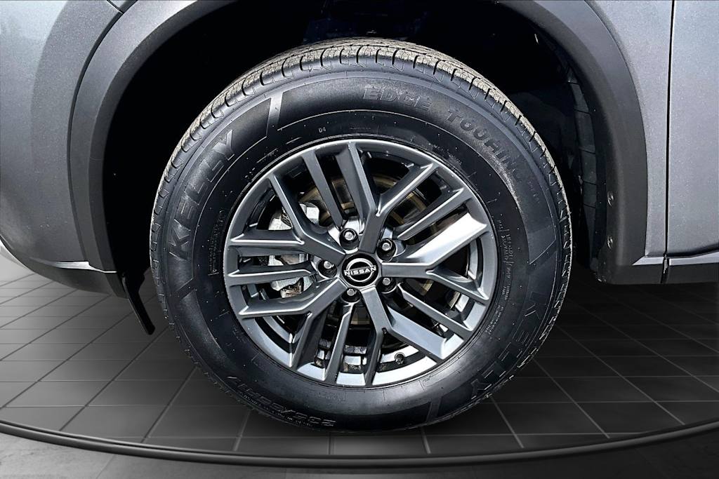 Thumbnail: 2023 Nissan Rogue - 7