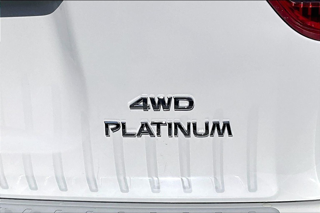 Thumbnail: 2020 Nissan Pathfinder - 16