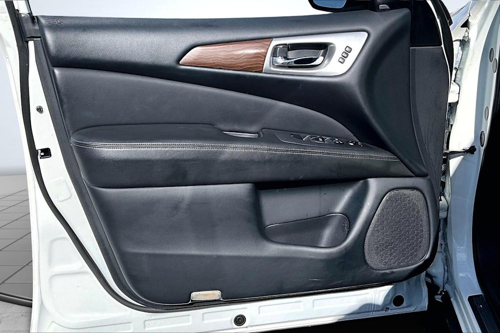 Thumbnail: 2020 Nissan Pathfinder - 28