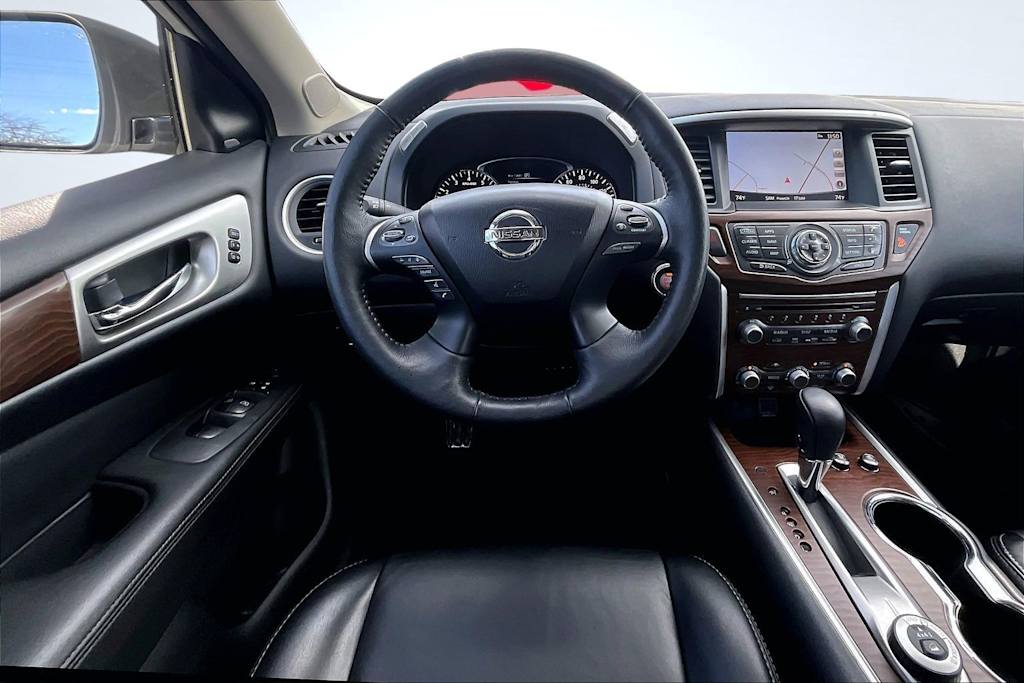 Thumbnail: 2020 Nissan Pathfinder - 13