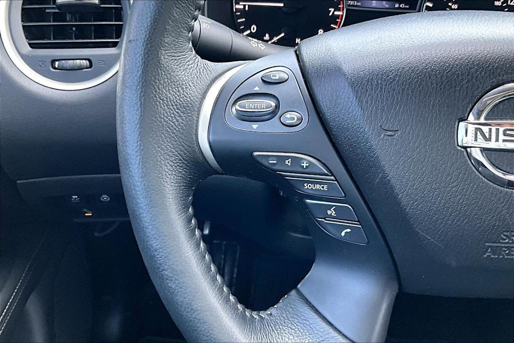 Thumbnail: 2020 Nissan Pathfinder - 25