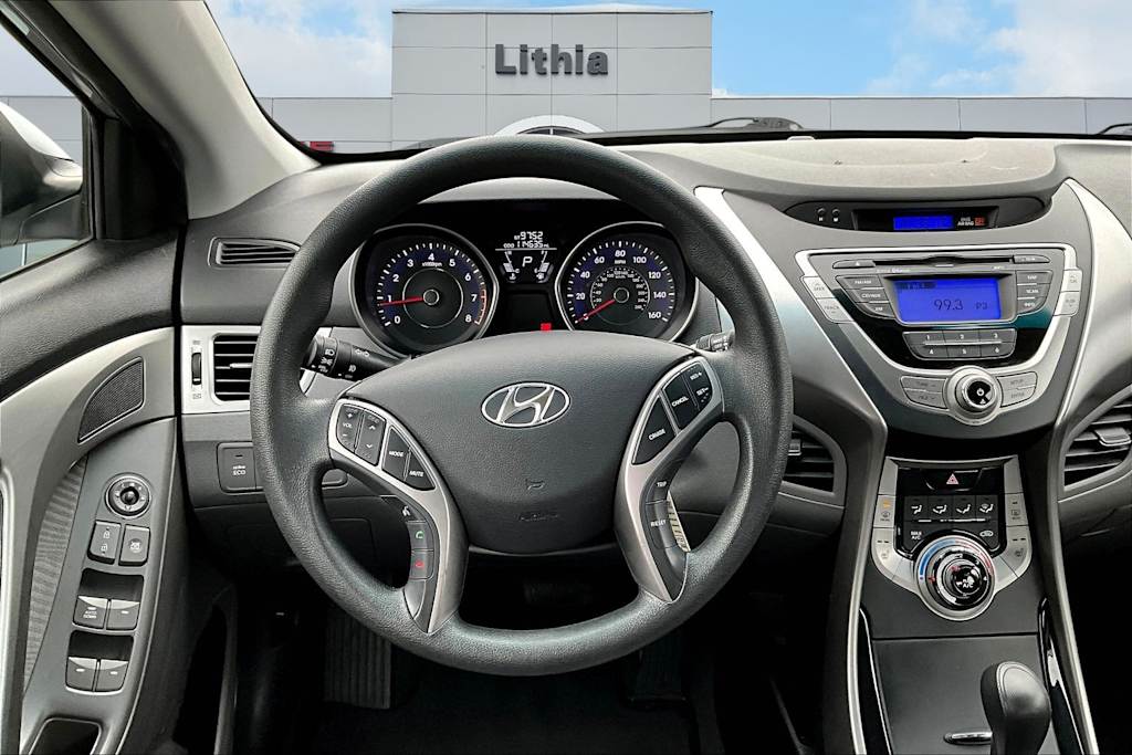 Thumbnail: 2013 Hyundai Elantra - 14