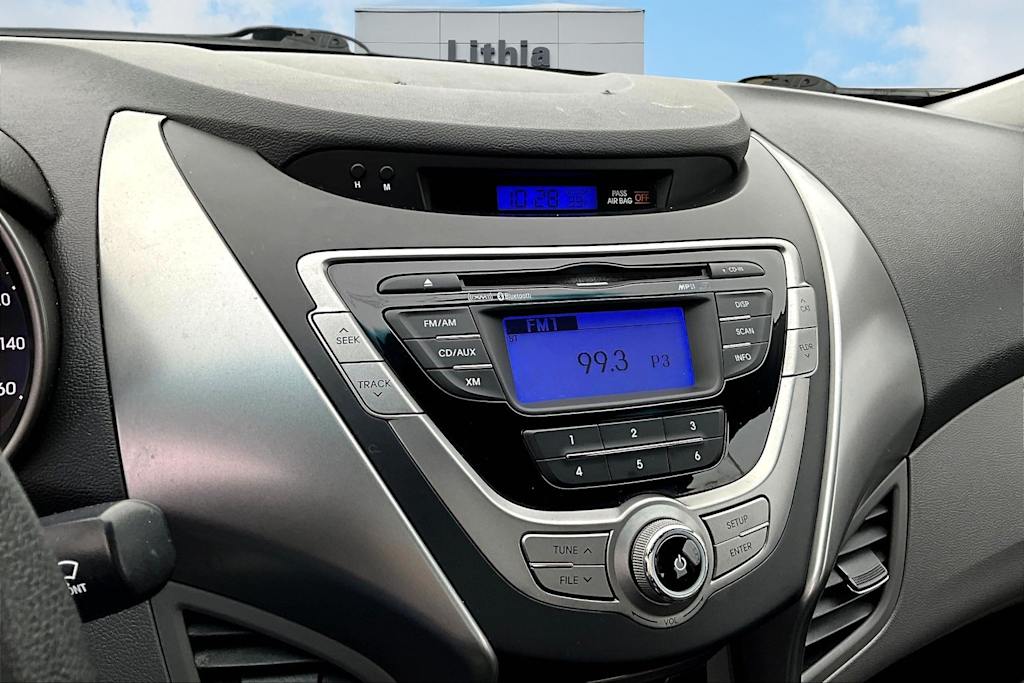 Thumbnail: 2013 Hyundai Elantra - 16