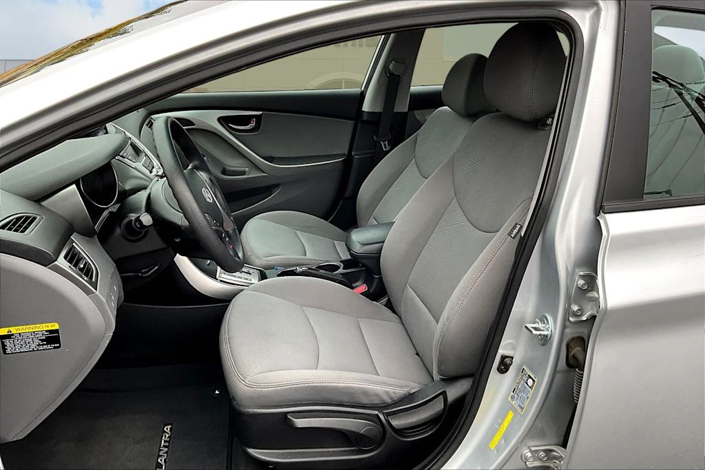 Thumbnail: 2013 Hyundai Elantra - 11