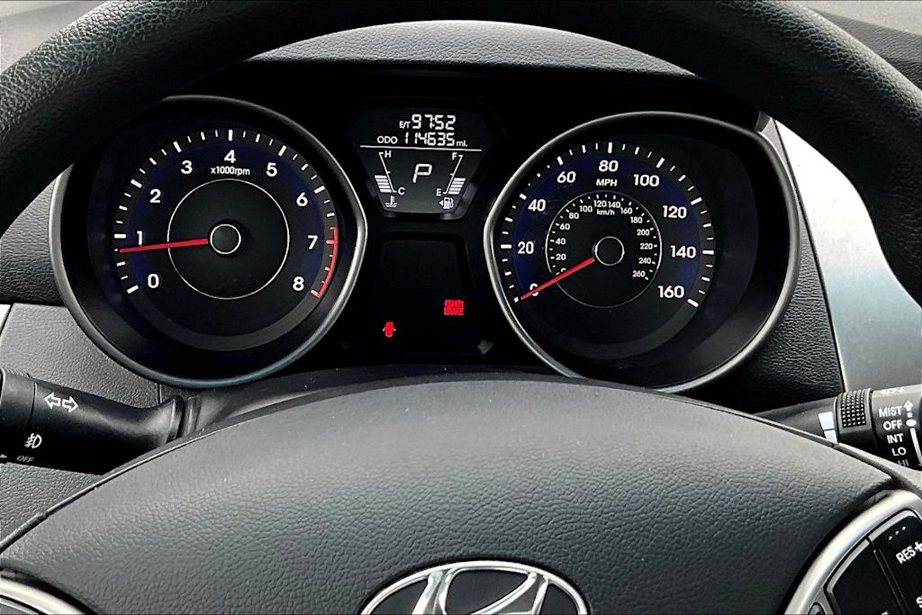 Thumbnail: 2013 Hyundai Elantra - 18