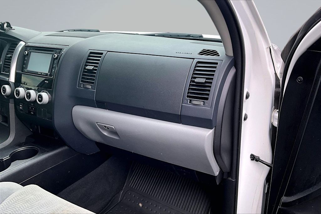 Thumbnail: 2019 Toyota Sequoia - 15