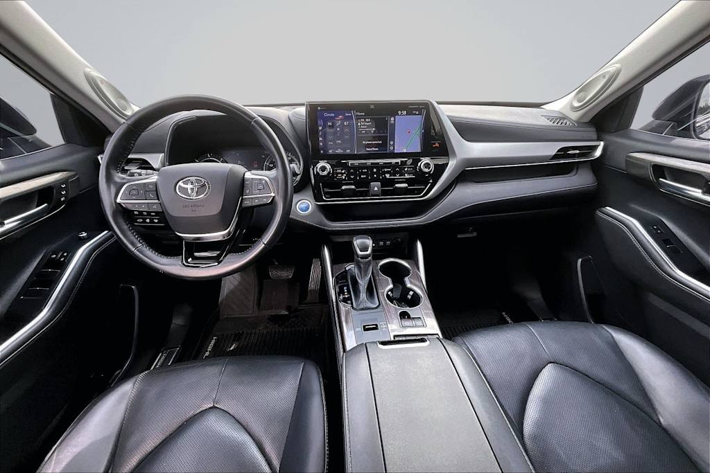 Thumbnail: 2020 Toyota Highlander - 10