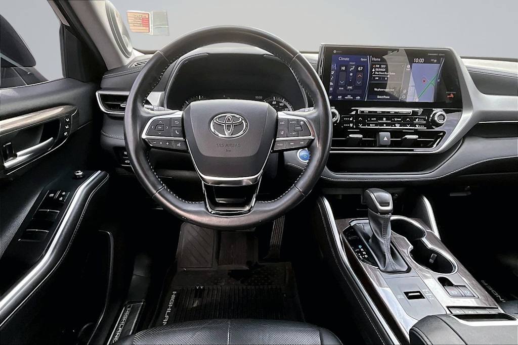 Thumbnail: 2020 Toyota Highlander - 14