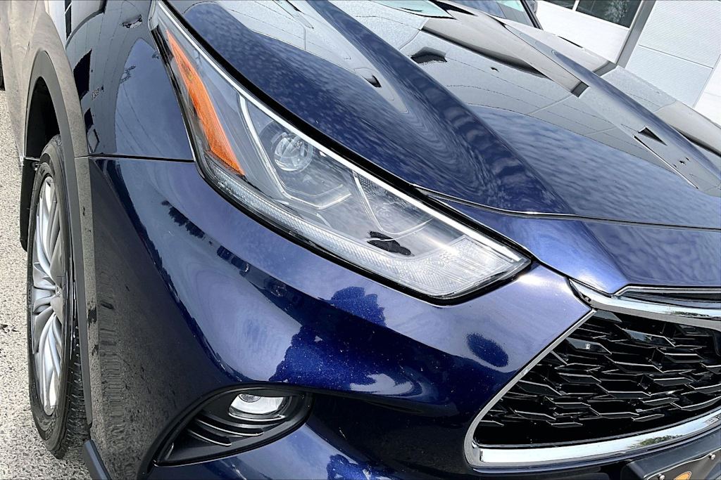 Thumbnail: 2020 Toyota Highlander - 30